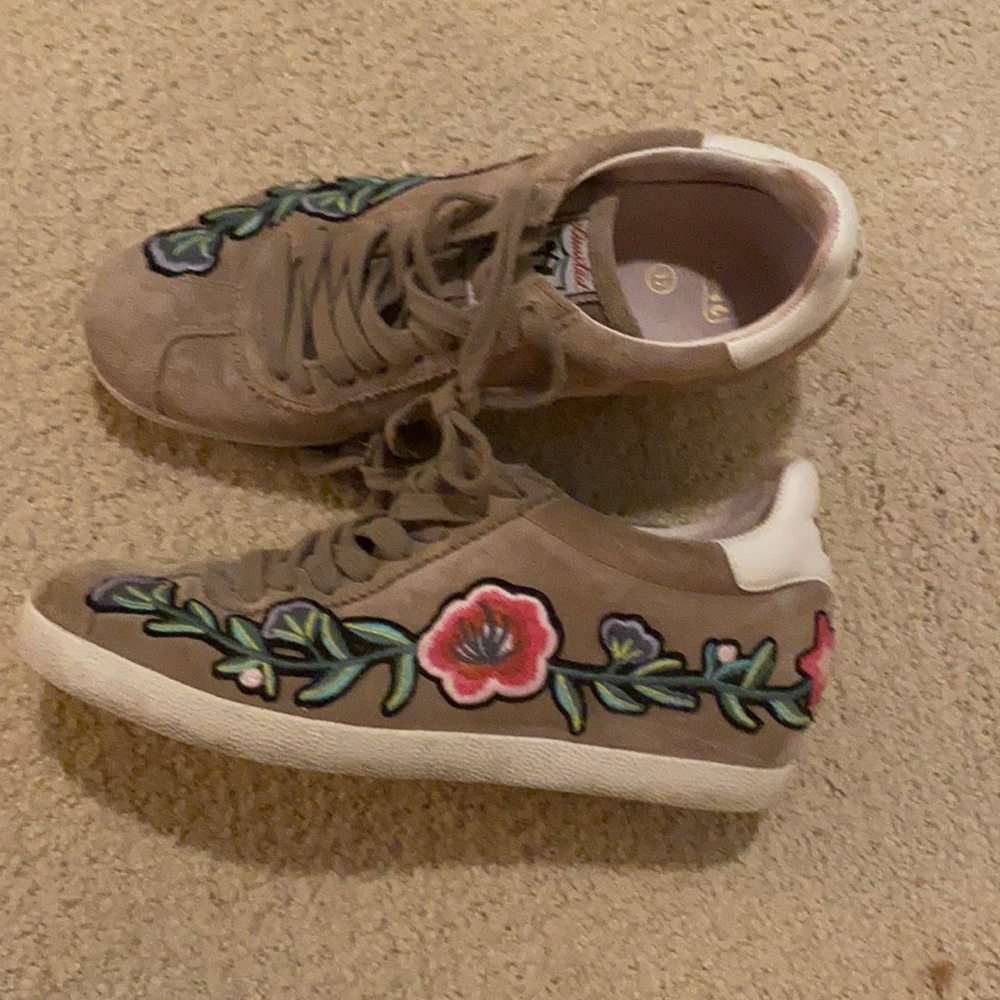 Ash fashion tennis shoes